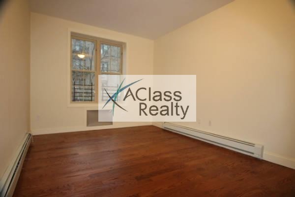 2 bedrooms apartment for rent in Astoria - Queens, New York