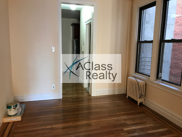 3 bedrooms apartment for rent in Astoria - Queens, New York