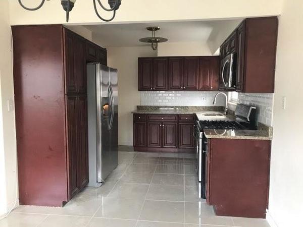 3 bedrooms apartment for rent in Astoria - Queens, New York