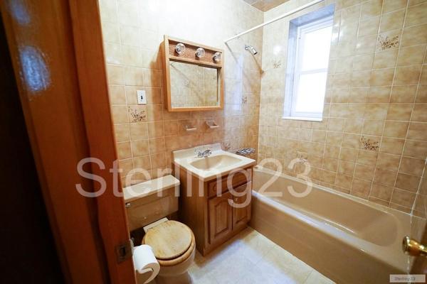 2 bedrooms apartment for rent in Astoria - Queens, New York