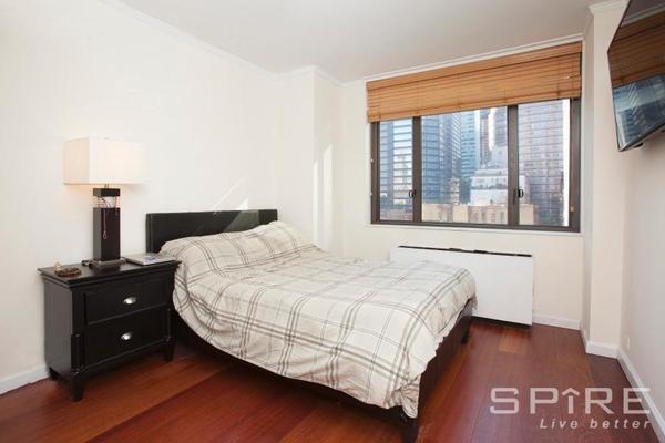 3 bedrooms apartment for rent in Midtown West - Manhattan, New York