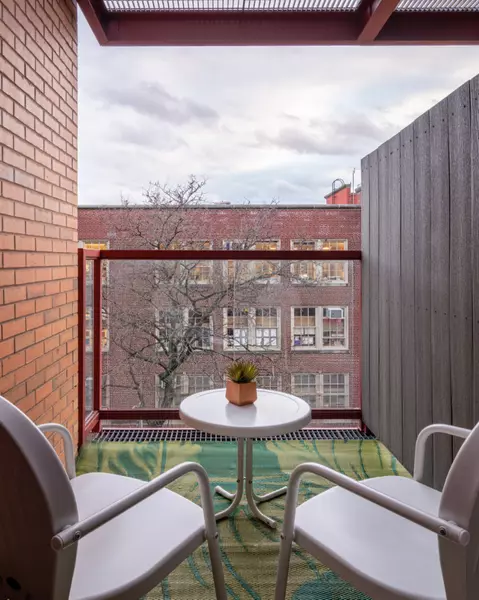 Coliving in East Village - Manhattan, New York