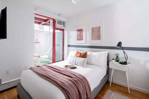 Coliving in East Village - Manhattan, New York