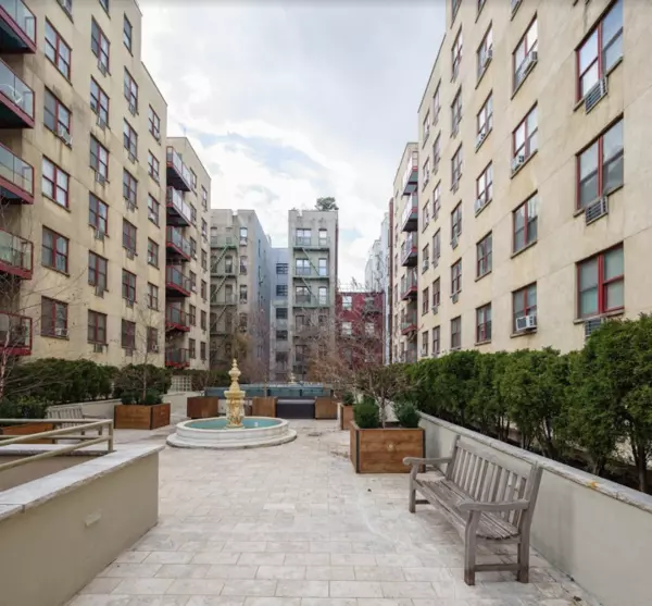 Coliving in East Village - Manhattan, New York