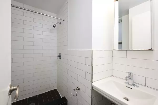 Coliving in Unknown - Unknown, Unknown