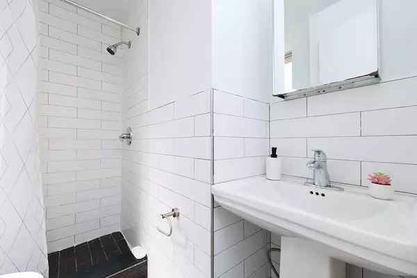 Coliving in Unknown - Unknown, Unknown