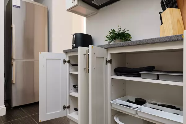 Coliving in Unknown - Unknown, Unknown