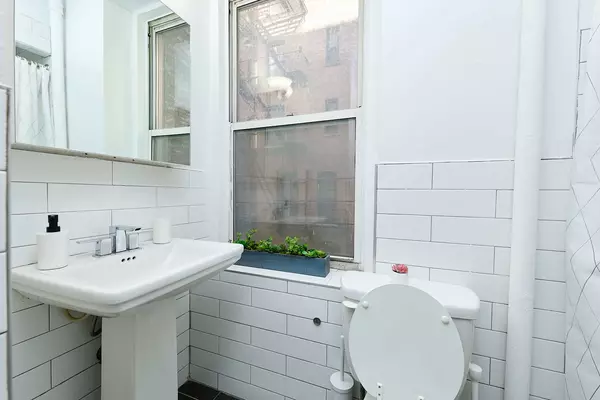 Coliving in Unknown - Unknown, Unknown