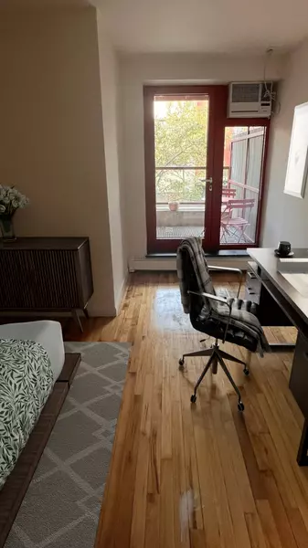Coliving in East Village - Manhattan, New York