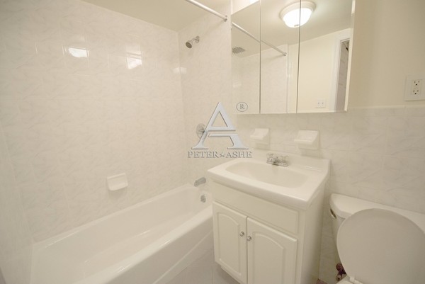 2 bedrooms apartment for rent in Upper East Side - Manhattan, New York