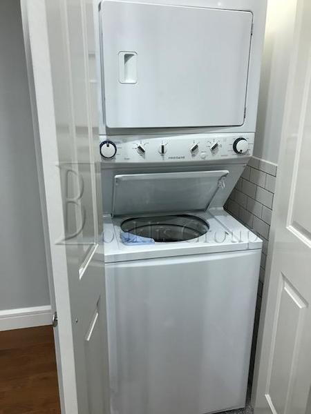 2 bedrooms apartment for rent in Astoria - Queens, New York