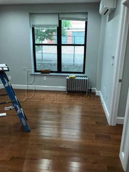 2 bedrooms apartment for rent in Astoria - Queens, New York