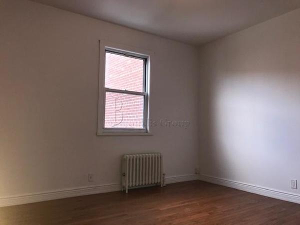 3 bedrooms apartment for rent in Astoria - Queens, New York