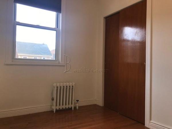 3 bedrooms apartment for rent in Astoria - Queens, New York