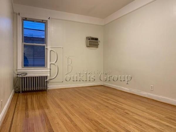 2 bedrooms apartment for rent in Astoria - Queens, New York