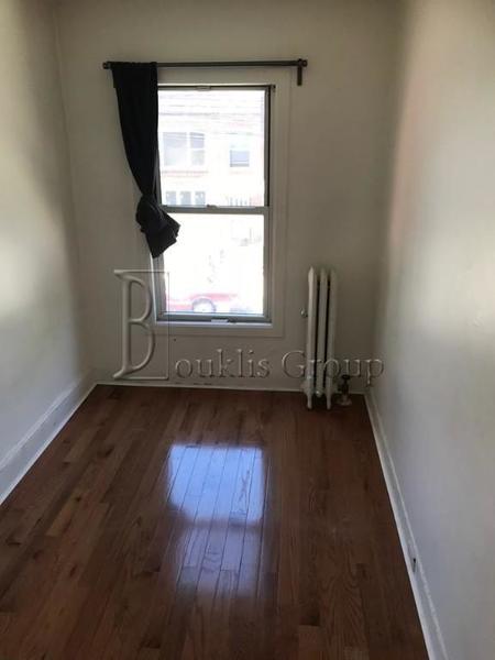 4 bedrooms apartment for rent in Astoria - Queens, New York
