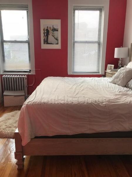 2 bedrooms apartment for rent in Astoria - Queens, New York