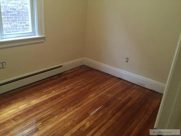3 bedrooms apartment for rent in Astoria - Queens, New York