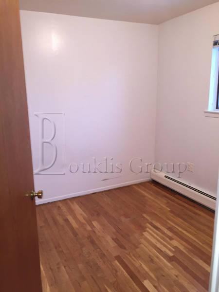 3 bedrooms apartment for rent in Astoria - Queens, New York