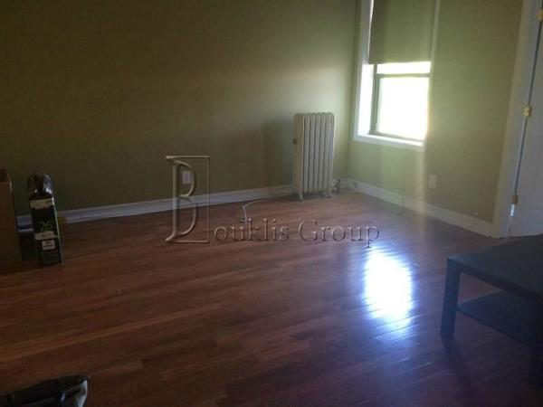 3 bedrooms apartment for rent in Astoria - Queens, New York
