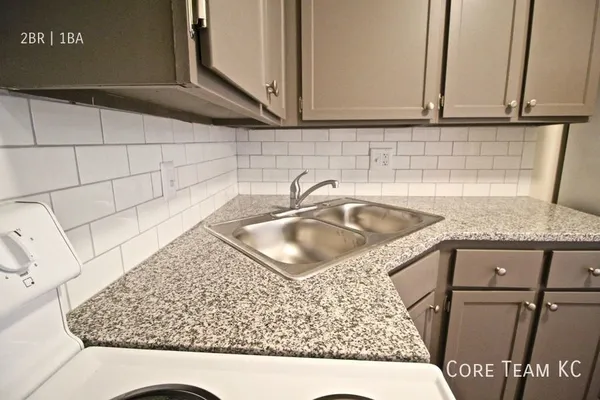 2 bedrooms apartment for rent in Armour Hills - KCMO, Kansas City