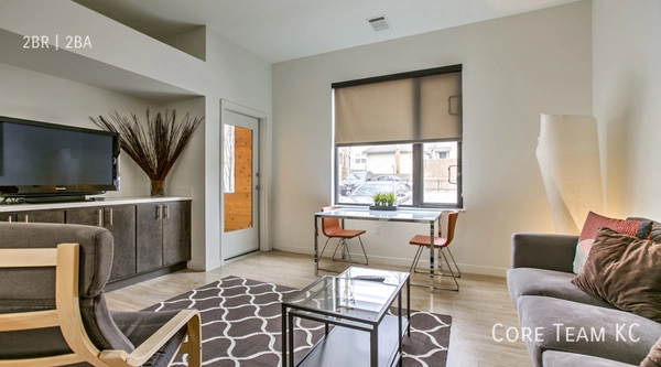 2 bedrooms apartment for rent in Armour Hills - KCMO, Kansas City