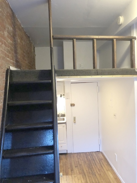Studio Apartment for rent in Midtown West - Manhattan, New York
