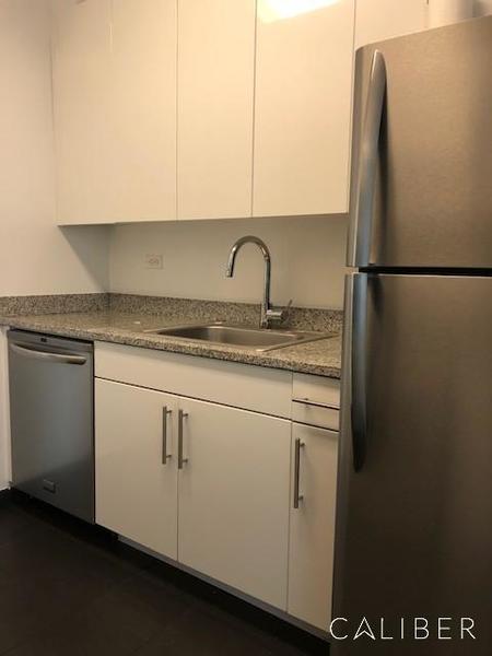 Studio Apartment for rent in Midtown West - Manhattan, New York