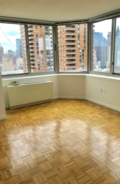 4 bedrooms apartment for rent in Midtown West - Manhattan, New York