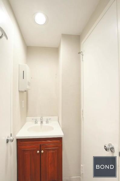 3 bedrooms apartment for rent in Upper East Side - Manhattan, New York