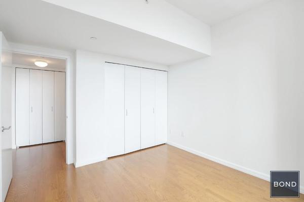 2 bedrooms apartment for rent in LIC - Queens, New York