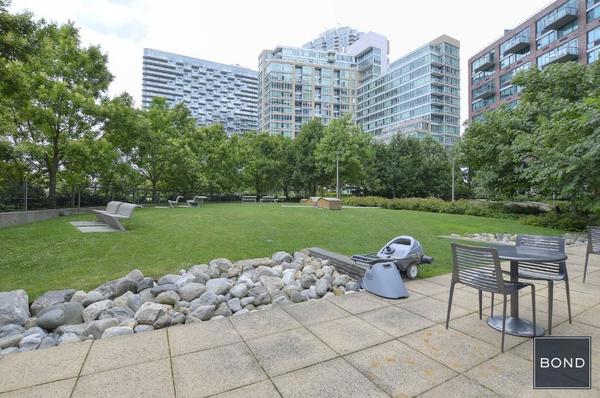 2 bedrooms apartment for rent in LIC - Queens, New York