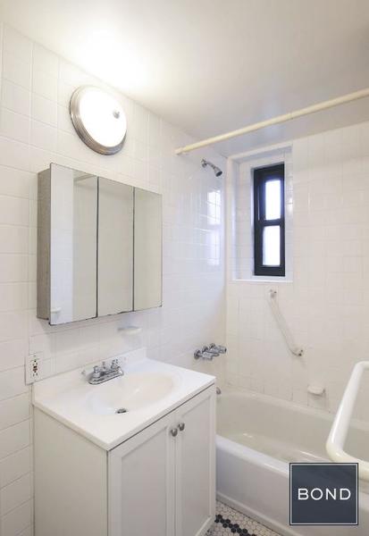 3 bedrooms apartment for rent in Upper East Side - Manhattan, New York