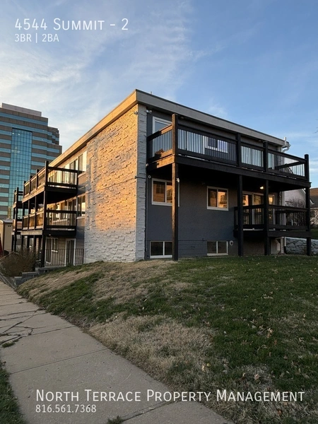 3 bedrooms apartment for rent in Armour Hills - KCMO, Kansas City