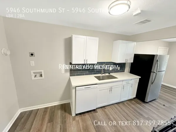 4 bedrooms apartment for rent in Ost / South Union - Inner Loop, Houston