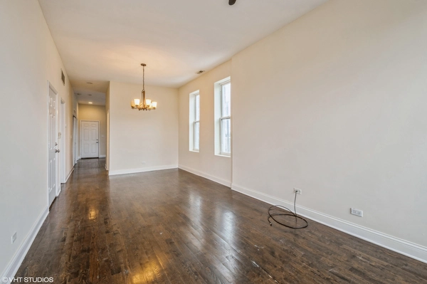 3 bedrooms apartment for rent in Hermosa - Northwest Side, Chicago