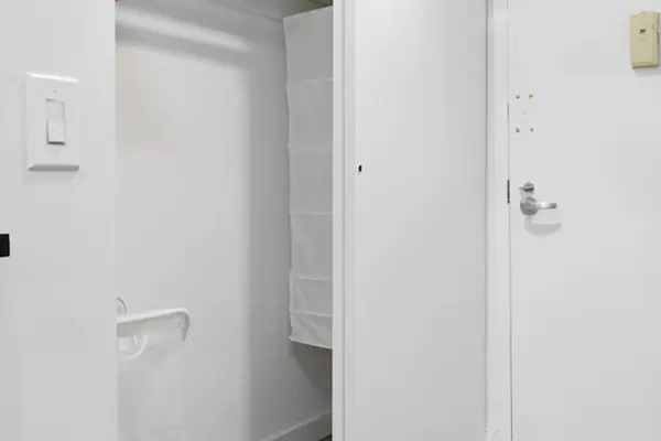 Coliving in East Village - Manhattan, New York