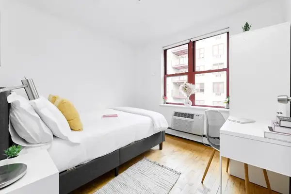 Coliving in East Village - Manhattan, New York