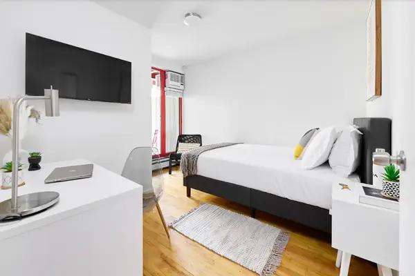 Coliving in East Village - Manhattan, New York