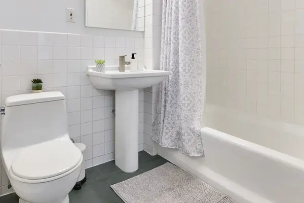 Coliving in East Village - Manhattan, New York