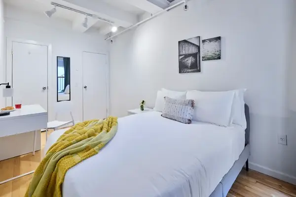 Coliving in East Village - Manhattan, New York