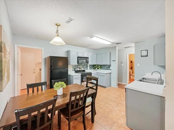 Coliving in Lancaster - Se Dallas, Dallas