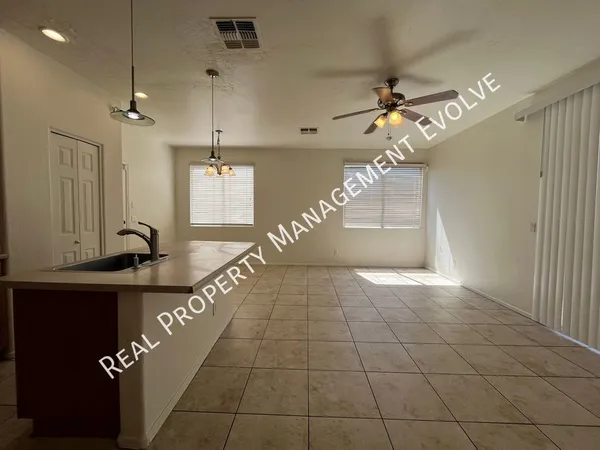 4 bedrooms apartment for rent in Estrella - Phoenix, Phoenix