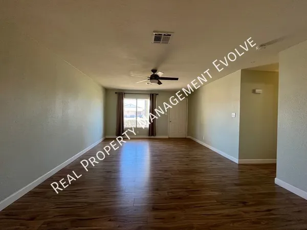 3 bedrooms apartment for rent in Desert View - Phoenix, Phoenix