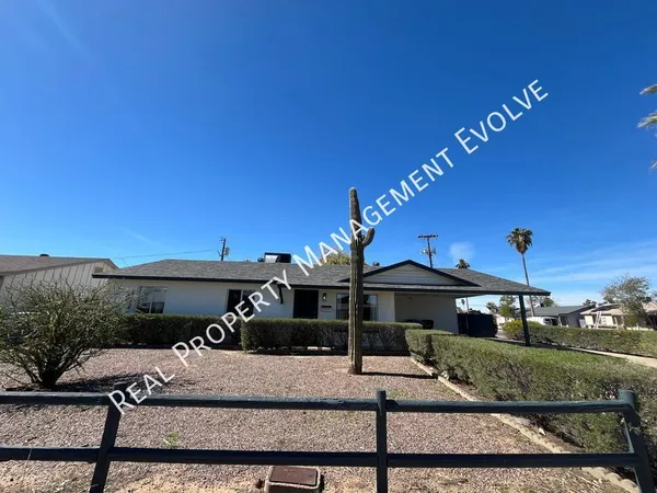 3 bedrooms apartment for rent in Desert View - Phoenix, Phoenix