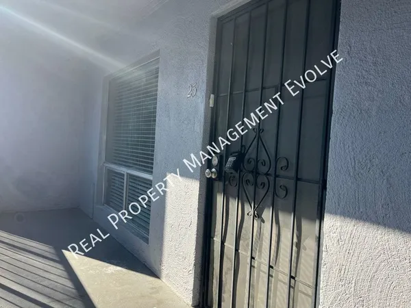 2 bedrooms apartment for rent in Camelback East - Phoenix, Phoenix