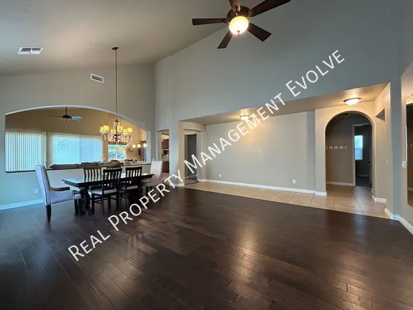 4 bedrooms apartment for rent in Camelback East - Phoenix, Phoenix