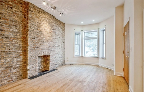 4 bedrooms apartment for rent in Near North Side - Central, Chicago