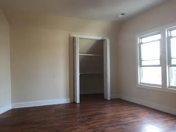 4 bedrooms apartment for rent in Logan Square - North Side, Chicago