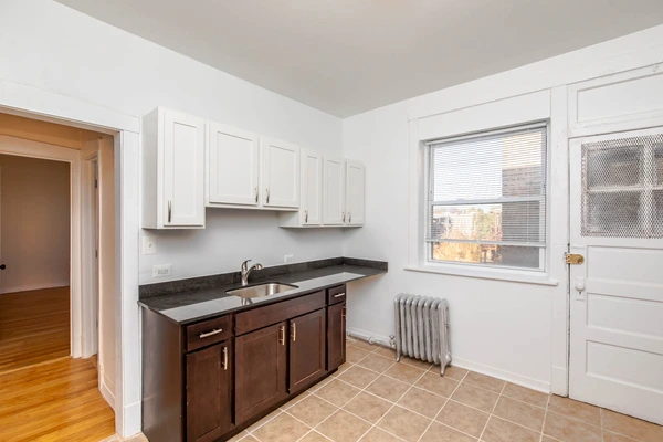 2 bedrooms apartment for rent in Albany Park - Far North Side, Chicago